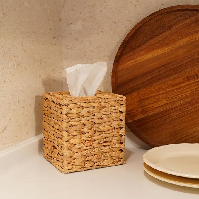Hand - Woven Natural Material Square Tissue Box: Beautiful and Practical, Easily Adapting to Various Scenarios